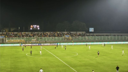 Pelatih Semen Padang Dejan Antonic Murka ke Wasit Usai Dibantai 0-4: Laga Ini 'Cukup Lucu'!