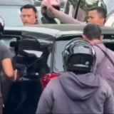 Viral! Mobil Lawan Arus Berujung  Diamuk Massa di Jakarta Pusat, Ini Faktanya