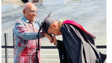 Billy Mambrasar Rela Mundur dari LPDP, Pilih Biayai Kuliah Sendiri demi Anak Indonesia Lain Bisa Sekolah ke Luar Negeri