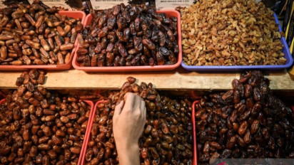 Banyak Dikeluhkan Kurma Mengandung Sirop Glukosa Tanpa Label, DPR Desak BPOM Turun Tangan