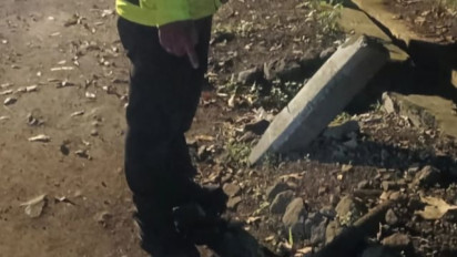 Kecelakaan Tunggal di Jalan Rumah Sakit Bandung: Motor Tabrak Pohon, Satu Orang Tewas di Tempat