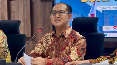 Bule Antre Jadi WNI! Dirjen AHU Bongkar Fakta Alasan WNA Rebutan Paspor Indonesia