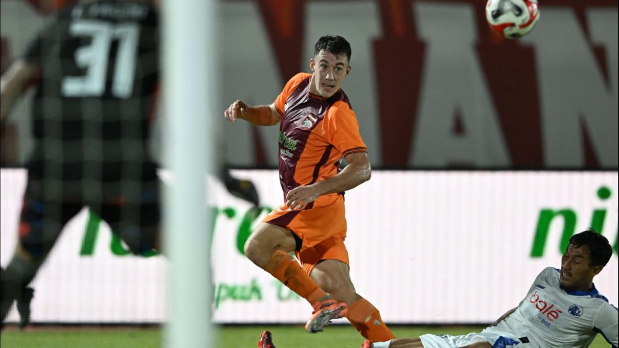 Borneo FC Kembali ke Jalur Kemenangan Usai Taklukkan Arema FC 3-1
            - galeri foto