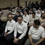 Berita Foto : Tiga Eks Pejabat Pertamina Divonis 9–10 Tahun Penjara dalam Kasus Korupsi Tata Kelola Minyak Mentah