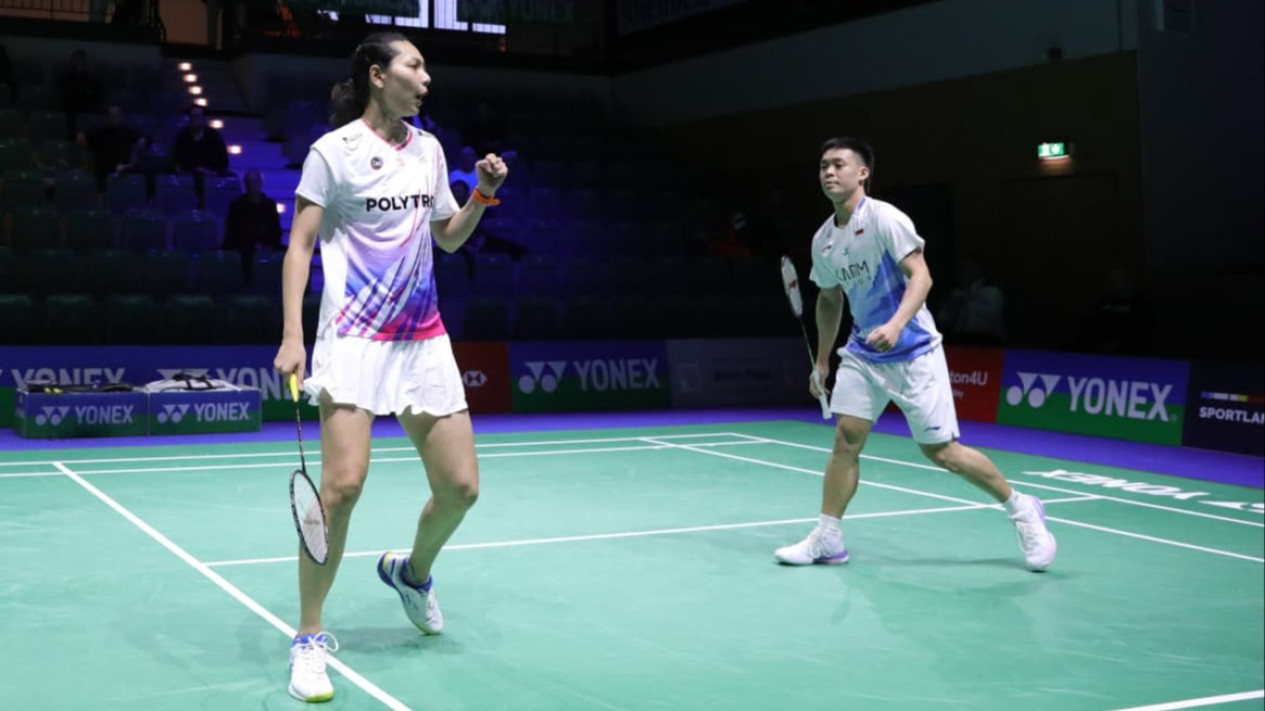 Kunci Sukses Gloria/Terry Kalahkan Ganda Andalan Denmark di 16 Besar German Open 2026
            - galeri foto