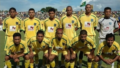 Nostalgia Liga Indonesia: Persiter Ternate, Kuda Hitam Divisi Utama yang Dipimpin Striker Lincah Rahmat Rivai