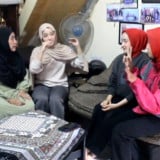 Viral di Media Sosial, Kisah Haru Tiga Difabel Diterima Kerja di Bandung hingga Kabarin Tukang Warung