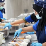 DPR Desak BGN Bereskan Tata Kelola MBG: Blacklist Dapur Nakal, Kalau Perlu Meja Hijau