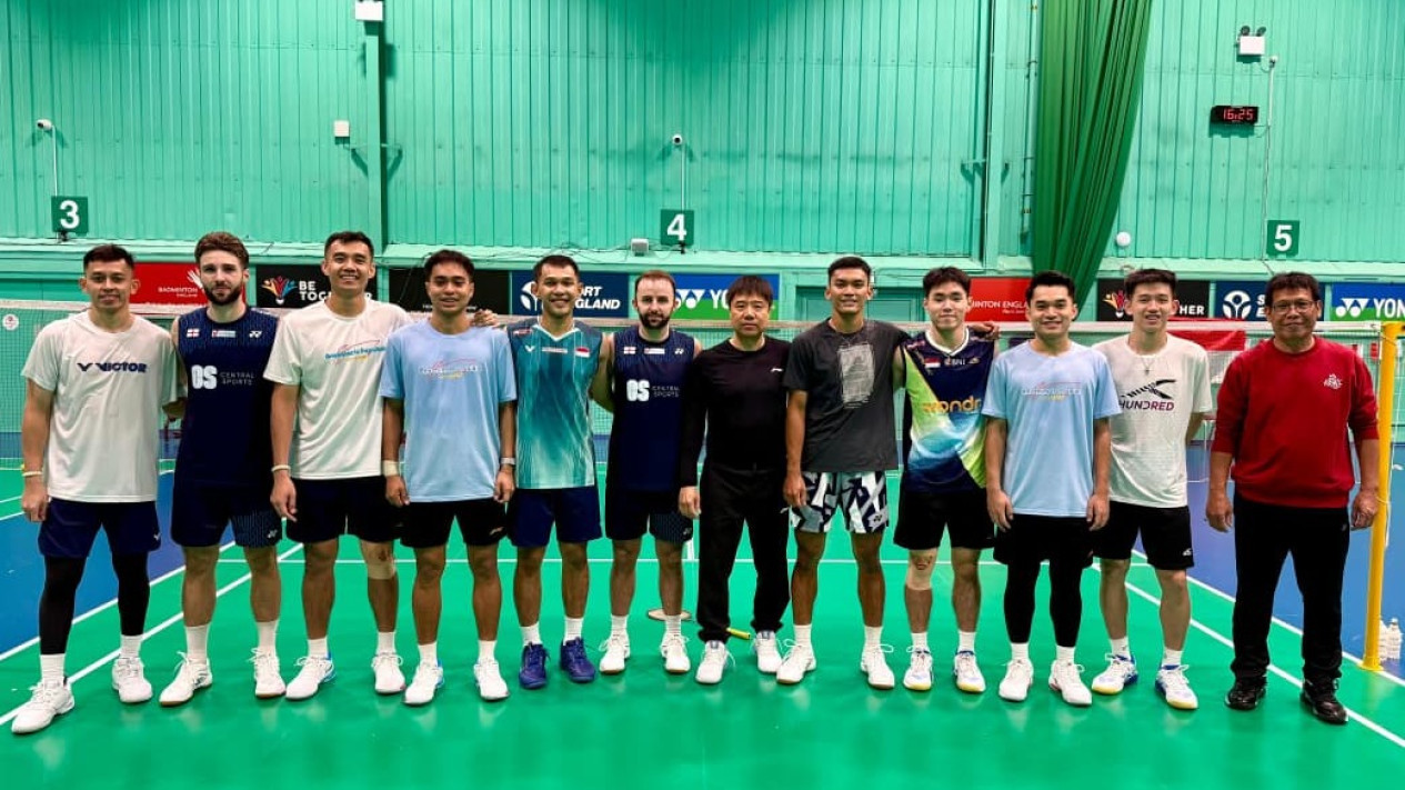 Latihan Bareng Sebelum ke Birmingham, Fajar/Fikri dan Ben/Sean Saling Menguatkan Jelang All England 2026
            - galeri foto