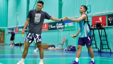Fajar Alfian/Muhammad Shohibul Fikri dan duet Inggris Ben Lane/Sean Vendy berlatih bersama jelang All England 2026