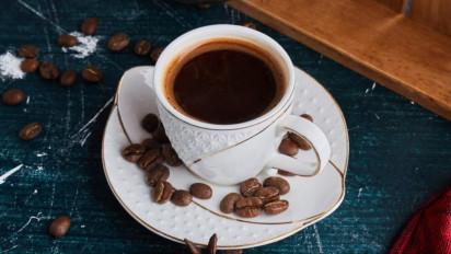 Berhenti Sebelum Terlambat, Tahan Kantuk dengan Kopi saat Puasa Ramadhan Ada Efek Sampingnya