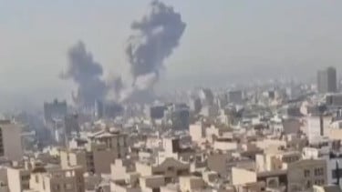 Trump Umumkan Perang Terbuka dan Serangan Militer Masif ke Iran