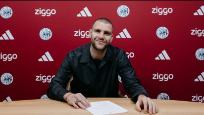 Baru Kasih Debut Sekali, Ajax Disebut Ragu dengan Kapasitas Maarten Paes? Pundit Belanda: Banyak yang Lebih Baik