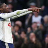 Juventus Siapkan Mega Proyek! Kolo Muani Jadi Kunci, Nasib Vlahovic Terancam?