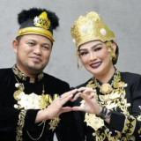 Cerminan ‘Banyak Anak Banyak Rezeki’, Gubernur Kaltim Rudy Mas’ud dan Syarifah Suraidah Memiliki 13 Anak