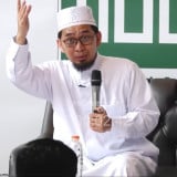 Cara Mudah Gugurkan Dosa, Kata Ustaz Adi Hidayat Baca Zikir Pendek ini Insyaallah dapat Kasih Sayang Allah SWT