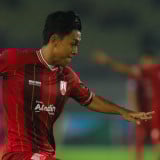 Baru Dipinjamkan Persib Sudah Menepi Lagi, Persis Umumkan Cedera Febri Hariyadi