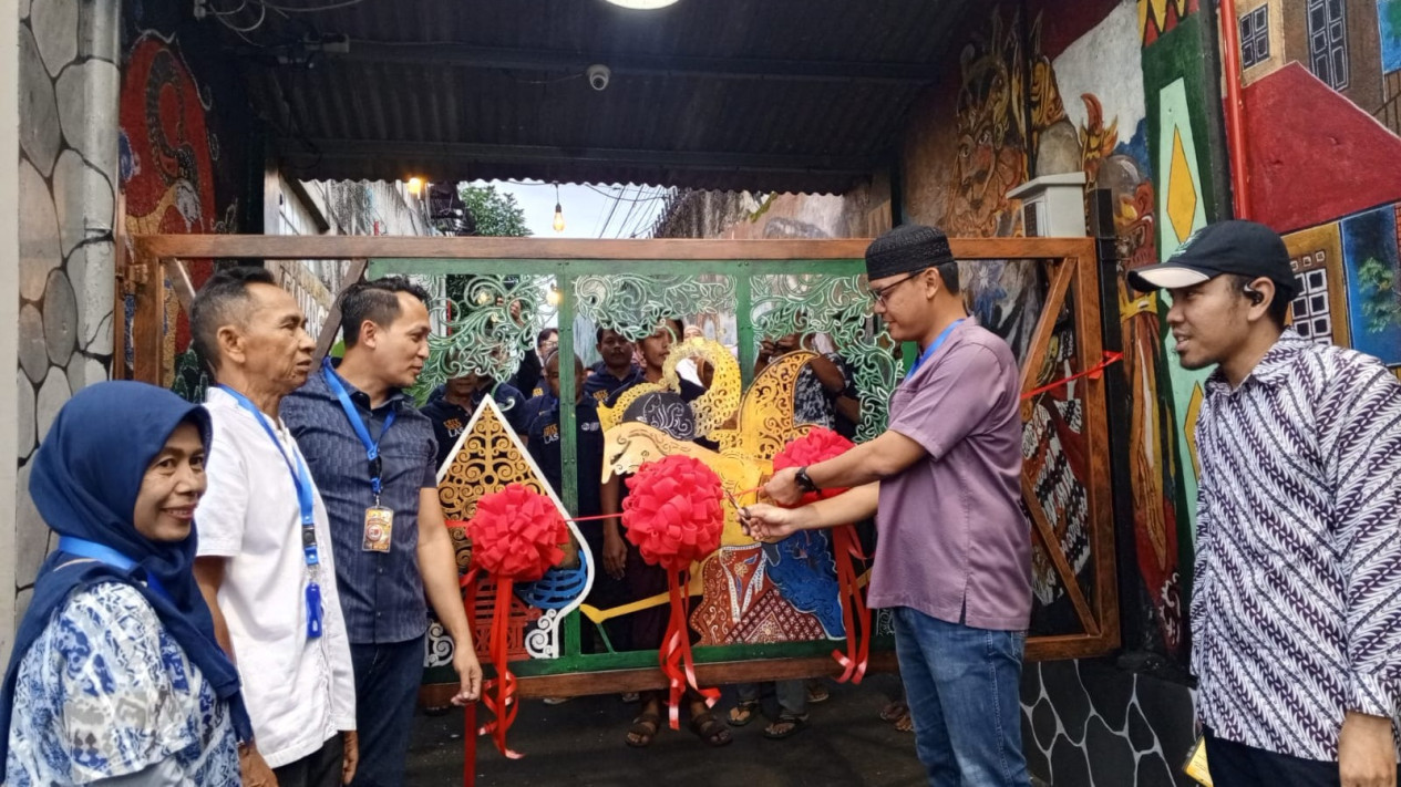 Kampung Anti Curanmor di Jakarta Selatan: Gerbang Kartu Akses Jadi Senjata Baru Warga Gandaria Utara
            - galeri foto