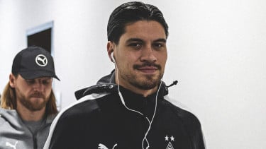 Terbelenggu Tekanan Suporter, Kevin Diks Akui Kemenangan Borussia Monchengladbach atas Union Berlin Jadi Momen Krusial ‎