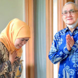 Try Sutrisno Wafat, Gubernur Khofifah Ajak Masyarakat Jatim Kibarkan Bendera Setengah Tiang Dua Hari