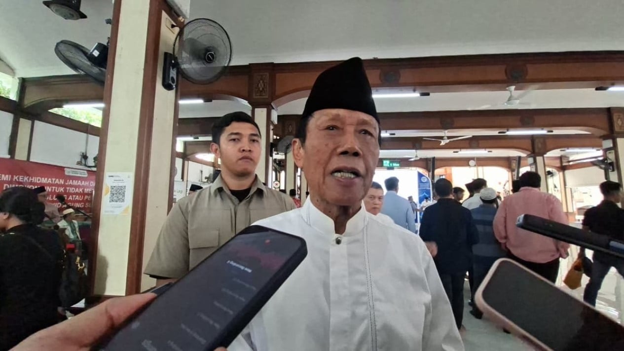 Eks Gubernur DKI Sutiyoso Kenang Momen dengan Try Sutrisno, Pernah Diminta Maju Pilpres 2009
            - galeri foto