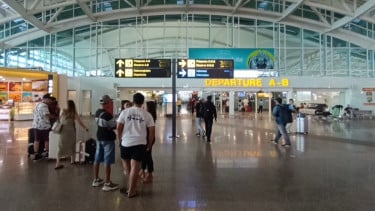 3100 Penumpang dari 15 Penerbangan di Bandara I Gusti Ngurah Rai, Tak Bisa Terbang, Dampak Perang Amerika-Iran