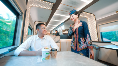 Selama Bulan Ramadan, Kuliner Kereta Siapkan Menu Takjil untuk Penumpang Kereta Api