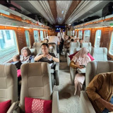 Sambut Lebaran, KAI Wisata Sediakan 30.712 Kursi Kereta Premium Untuk Pelanggan