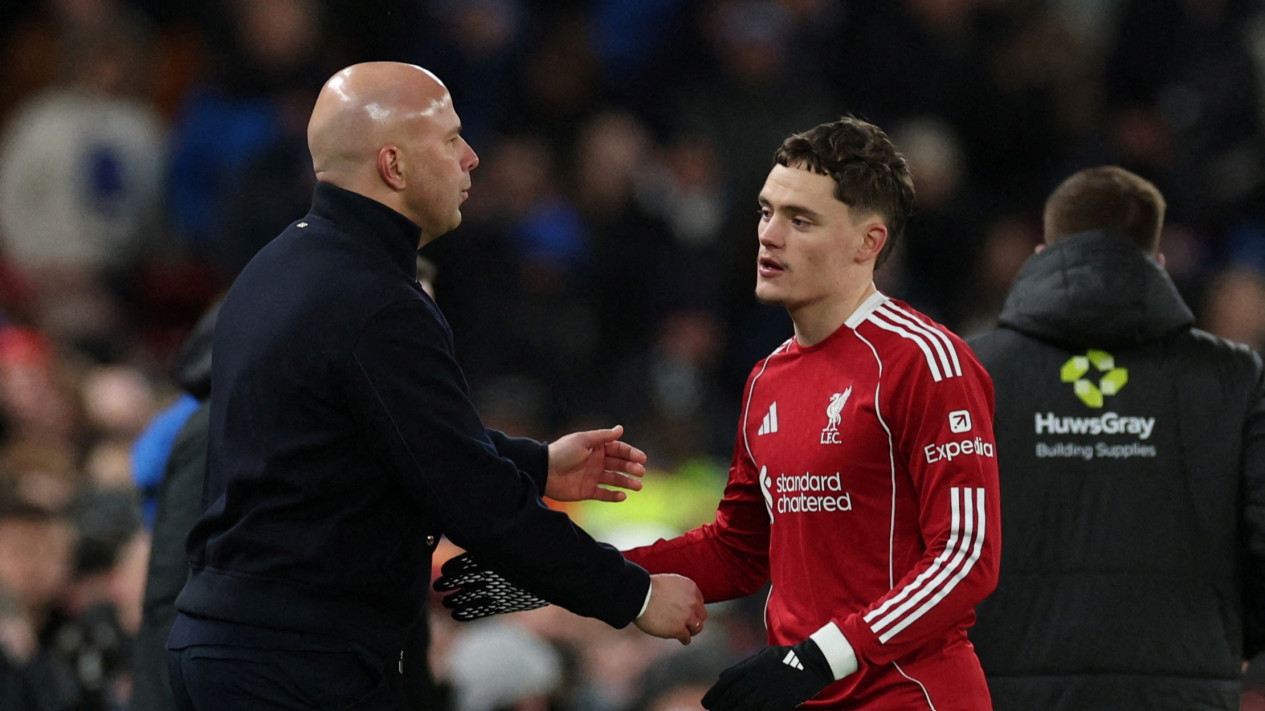 Cedera Belum Pulih, Slot Akui Situasi Florian Wirtz Masih 'Ketat' Jelang Lawan Wolves
            - galeri foto