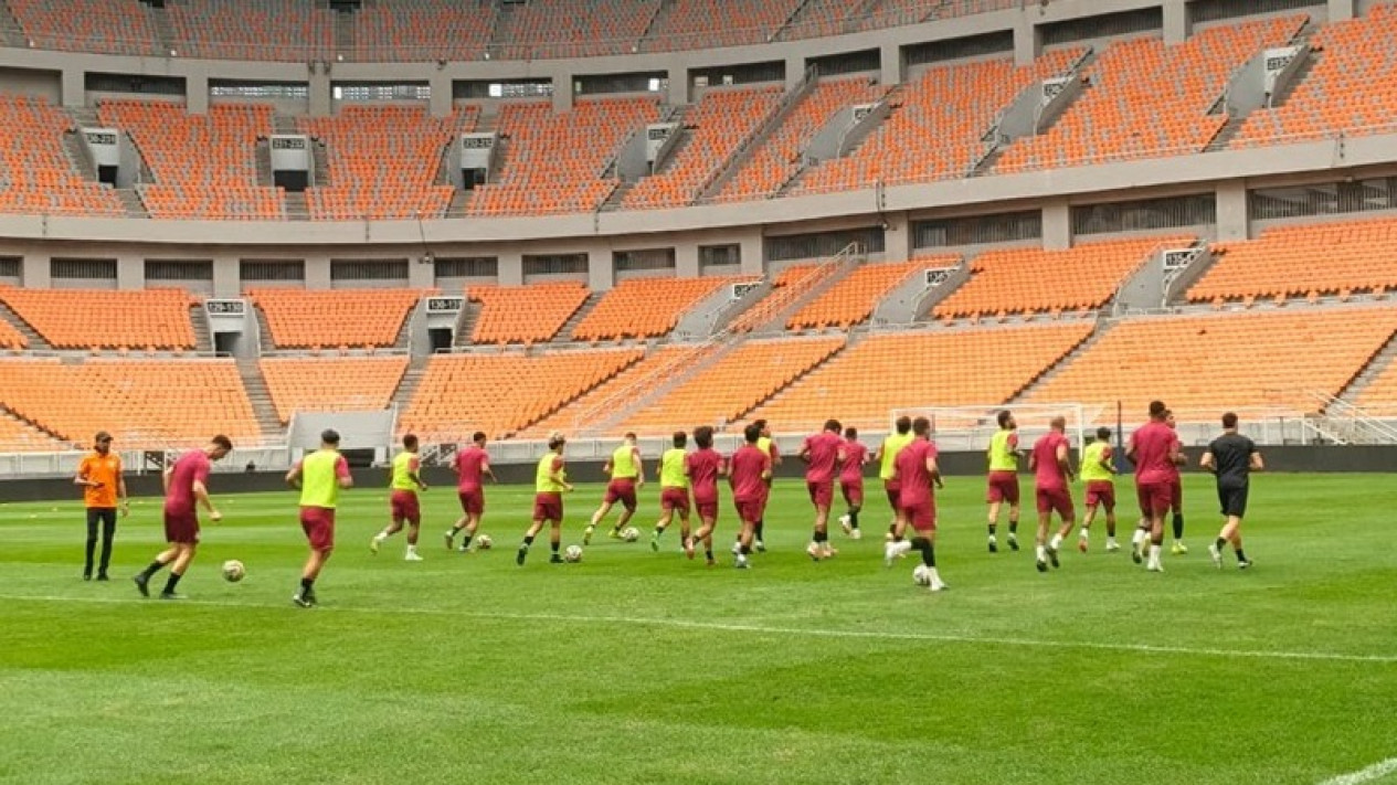Respons Resmi Persija Jakarta usai Manajer Borneo FC Mengeluh karena Tak Bisa Jajal Rumput JIS Jelang Duel di Super League
            - galeri foto
