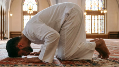 Amalan dan Doa Setelah Shalat Gerhana Bulan Total 3 Maret 2026, Penuh Keberkahan!