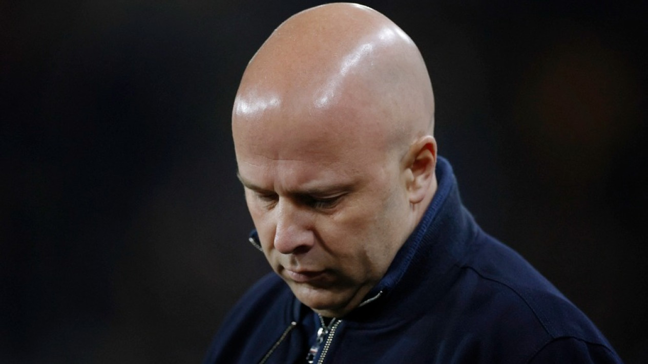 Reaksi Tak Terduga Arne Slot usai Liverpool Dihajar Tim Juru Kunci Klasemen Liga Inggris
            - galeri foto