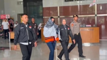 Terjerat Kasus Korupsi, Bupati Pekalongan Fadia Arafiq Mengaku Tak Mengerti Tata Kelola Pemerintahan