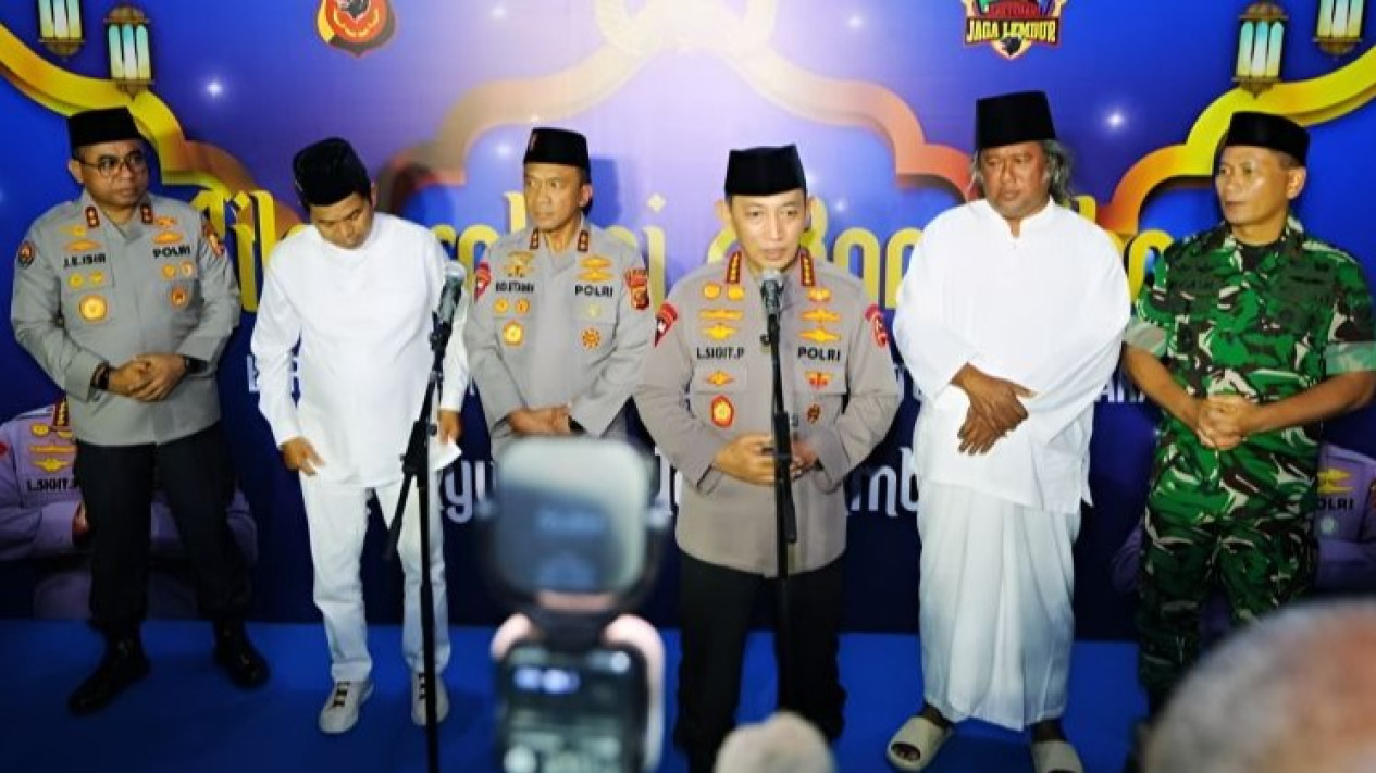 Kapolri Takjub Lihat Hasil Kerja Kolaborasi Gubernur Jabar KDM dengan TNI-Polri, Langsung Ucapkan Terima Kasih
            - galeri foto