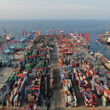 Arus Logistik Jelang Lebaran Meningkat, Pelindo Antisipasi Kepadatan di Pelabuhan