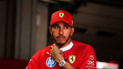 Kerap Kritik Lewis Hamilton, Mantan Bos Formula 1 Ini Tiba-tiba Beri Dukungan untuk Juara Dunia 7 kali Itu di F1 2026