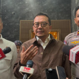 DPR Soroti Jalan Berlubang hingga  Mobil Zombie  Jelang Mudik Lebaran