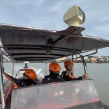 Seorang Penumpang Kapal Cepat Jatuh ke Laut, Tim SAR Lakukan Pencarian