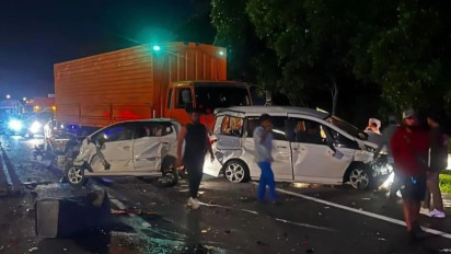 Dua Orang Tewas dalam Kecelakaan Beruntun di KM 93 Tol Cipularang, Lalu Lintas Sempat Lumpuh Total