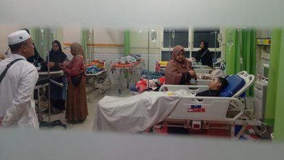 Diduga Keracunan Massal, Puluhan Santri Ponpes Darut Taubah Jombang Dilarikan ke Rumah Sakit Usai Buka Puasa