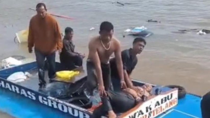 Speed Boat Pecah Dihantam Ombak di Perairan Muara Telang, Satu Penumpang Tewas