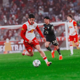 AC Milan Bikin Gebrakan di Bursa Transfer, Siapkan Dana Selangit Buat Bajak Wonderkid 18 Tahun Milik RB Salzburg