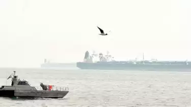 Ilustrasi Jalur Pasokan Minyak di Selat Hormuz