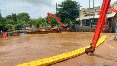 Banjir Jakarta Berpotensi Meluas, Pos Pantau Angke Hulu Siaga 1, BPBD Peringatkan Air Menuju Cengkareng Drain