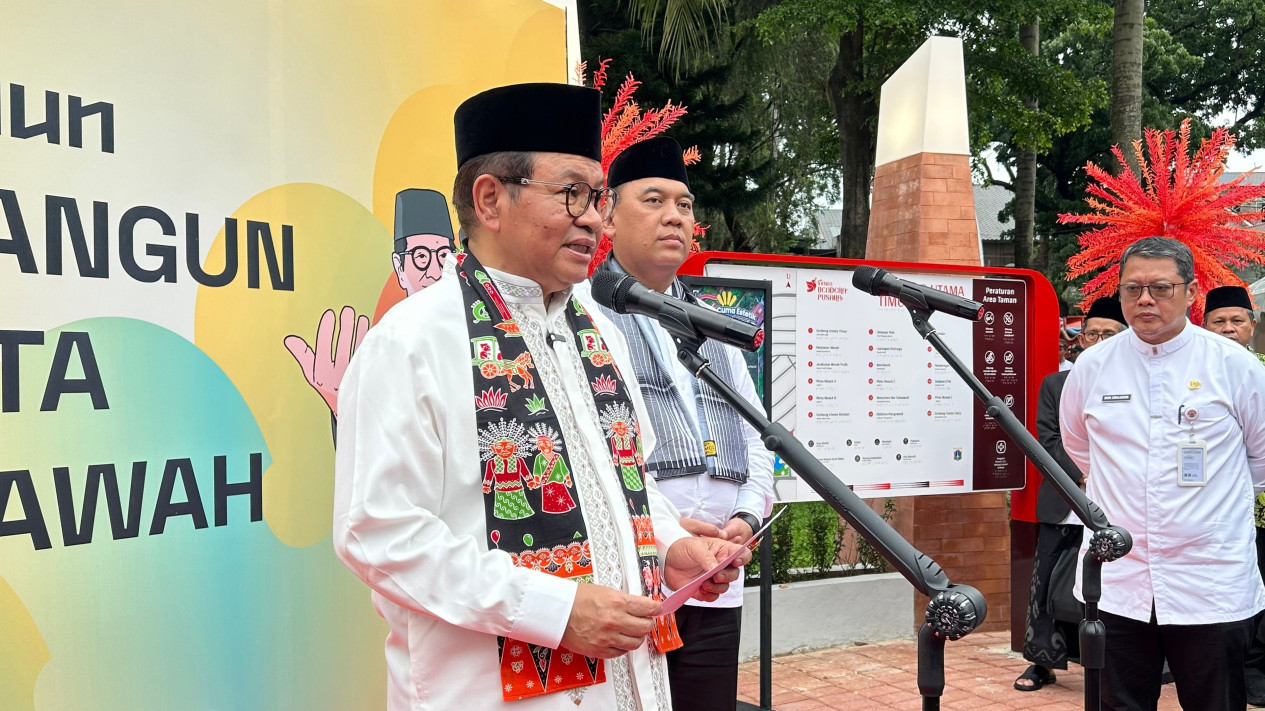 Pramono Blak-blakan Sebut Banjir Jakarta Tak Akan Pernah Hilang: Permukaan Air Laut Lebih Tinggi dari Permukaan Tanah
            - galeri foto
