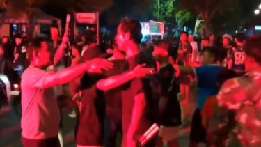 Rontek Gugah Sahur di Pacitan Ricuh, Pemuda Terlibat Adu Jotos di Alun-Alun