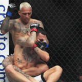 Reaksi Arman Tsarukyan Usai Charles Oliveira Kalahkan Max Holloway dengan Dominan