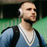 Jadi Kambing Hitam Atas Kekalahan 3-1, Maarten Paes Berani Kritik Ajax