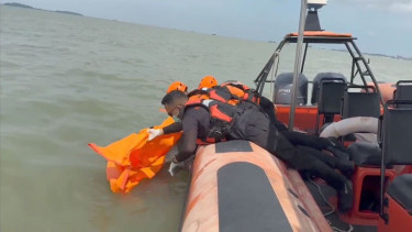 Hari Keempat Pencarian, Korban Jatuh dari Kapal Karunia Jaya Ditemukan Meninggal di Perairan Karimun