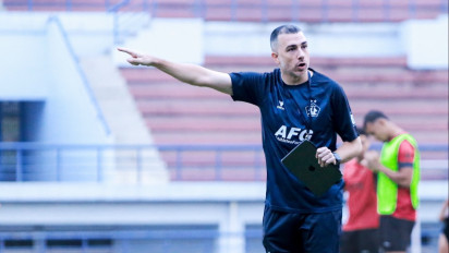 Punya Ezra Walian, Persik Kediri Optimistis Bobol Gawang Teja Paku Alam